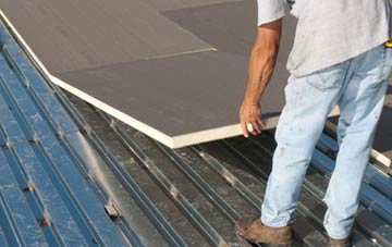 benefits of insulating Llanelian Yn Rhos flat roofing